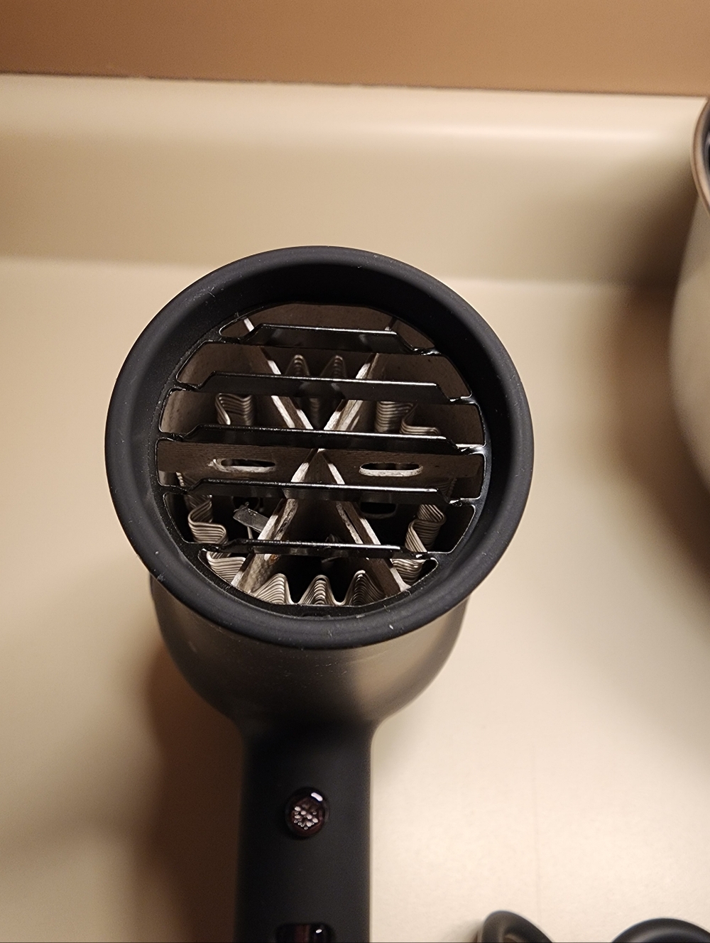 Lange Black Professional Hair Dryer with Ionic Technology - Picture 2 of 5